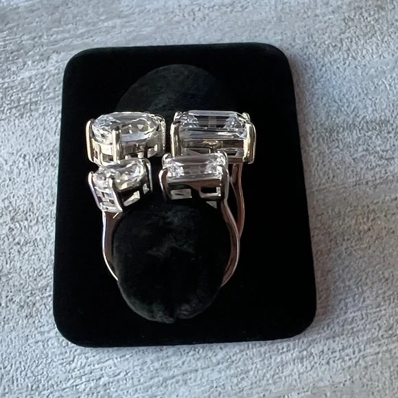 Mother & Daughter Waterdrop Shaped Moissanite Adjustable Rings - Picture 5 of 7